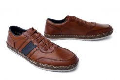 RIEKER B5257-25 brown, półbuty męskie. Brązowe półbuty męskie Rieker, bez wzorów, bez obcasa, bez zapięcia. Za 359.90 zł.