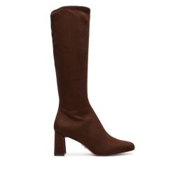 Kozaki Steve Madden. Brązowe kozaki damskie Steve Madden, bez wzorów, bez obcasa, na płaskiej podeszwie, bez zapięcia. Za 599.99 zł.