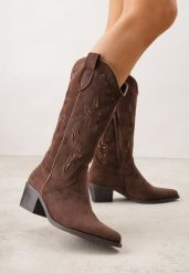 Brązowe Botki Kowbojki na Stożku z Imitacji Zamszu z Ażurowymi Wstawkami Crela. Brązowe botki damskie Born2be, w ażurowe wzory, z jeansu, boho, bez obcasa, na obcasie, bez zapięcia. Za 159.99 zł.