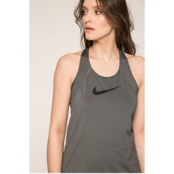 Nike - Top. Koszulki sportowe damskie Nike. W wyprzedaży za 69.90 zł.
