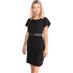 Guess Paloma Sukienka Czarny. Czarne sukienki damskie Guess, xs, z aplikacjami, z materiału, bez kołnierzyka, bez ramiączek. Za 490.95 zł.