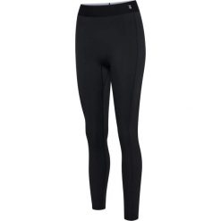 Damskie legginsy Hummel Nova. Czarne legginsy damskie Hummel, bez wzorów, z materiału. Za 214.50 zł.