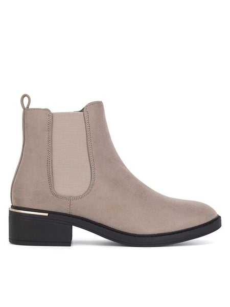 Clara Barson Botki WFA2800-1 Beżowy. Brązowe botki damskie Clara Barson, bez wzorów, z materiału, bez obcasa, na płaskiej podeszwie, bez zapięcia. Za 139.99 zł.