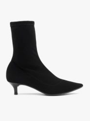 Czarne botki skarpetowe na niskim obcasie. Czarne botki damskie Brawo sp. z o.o., bez wzorów, z nubiku, bez obcasa, na obcasie, bez zapięcia. Za 399.99 zł.