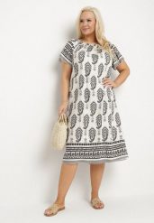 Czarna Wiskozowa Sukienka ze Wzorem Boho Ellivra. Czarne sukienki damskie Born2be, na co dzień, xl, z aplikacjami, z jeansu, boho, bez kołnierzyka, bez ramiączek, midi. Za 64.99 zł.
