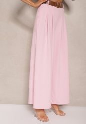 Różowe Spodnie o Szerokim Kroju High Waist Ozdobione Paskiem Rasalle. Czerwone spodnie materiałowe damskie Renee, z aplikacjami, z jeansu, eleganckie, z podwyższonym stanem. Za 59.99 zł.