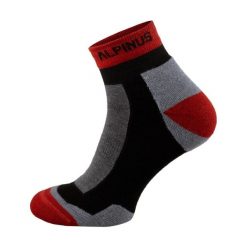 Skarpety trekkingowe Alpinus Sveg Low Merino. Czarne skarpety męskie Alpinus, bez wzorów, z materiału. Za 52.99 zł.