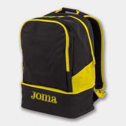 Plecak Joma Estadio III. Czarne plecaki męskie Joma, bez wzorów, z materiału. Za 79.00 zł.