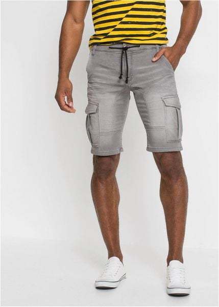 Bermudy dżinsowe ze stretchem, regular fit. Szare jeansy męskie bonprix, z jeansu, eleganckie. Za 147.99 zł.