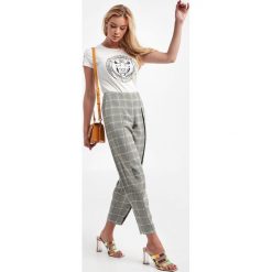 T-shirt damski LIU JO. T-shirty damskie Liu Jo, m, bez wzorów, bez kołnierzyka, bez ramiączek. W wyprzedaży za 287.20 zł.
