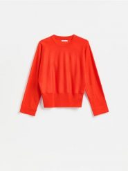 Sweter z lyocellem - czerwony. Czerwone swetry nierozpinane damskie Reserved, l, bez wzorów, z dzianiny, bez kołnierzyka, bez ramiączek. Za 129.99 zł.