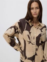 Wzorzysta koszula - wielobarwny. Koszule damskie Reserved, l, bez wzorów, z bawełny, bez kołnierzyka, bez ramiączek. Za 139.99 zł.