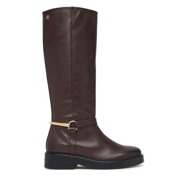 Oficerki Tommy Hilfiger. Brązowe kozaki damskie Tommy Hilfiger, bez wzorów, bez obcasa, na płaskiej podeszwie, bez zapięcia. Za 1,299.00 zł.
