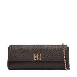 Torebka Calvin Klein. Brązowe torebki do ręki damskie Calvin Klein, bez wzorów, bez dodatków. Za 489.99 zł.