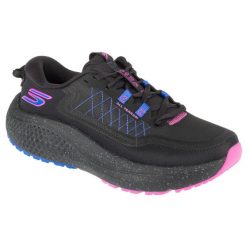 Buty sportowe Sneakersy damskie, Go Run Supersonic Max A/T. Czarne obuwie sportowe damskie Skechers, bez wzorów, bez zapięcia, trekkingowe. Za 379.99 zł.