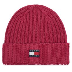 Czapka Tommy Hilfiger. Czerwone czapki damskie Tommy Hilfiger, na zimę, bez wzorów. Za 149.99 zł.