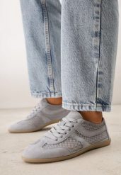 Niebieskie Sneakersy Typu Tenisówki z Siateczkowymi Wstawkami Corigoria. Niebieskie trampki i tenisówki damskie Born2be, bez wzorów, z jeansu, bez zapięcia. Za 99.99 zł.