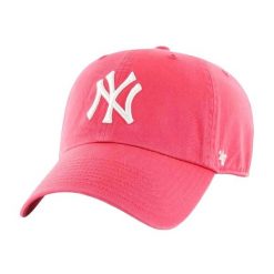 Czapka Z Daszkiem Clean Up New York Yankees. Czerwone czapki damskie 47 Brand, bez wzorów. Za 151.99 zł.
