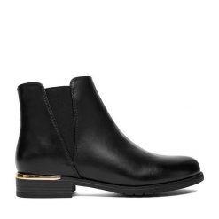 Botki JENNY. Czarne botki damskie Jenny, bez wzorów, bez obcasa, na płaskiej podeszwie, bez zapięcia. Za 139.99 zł.