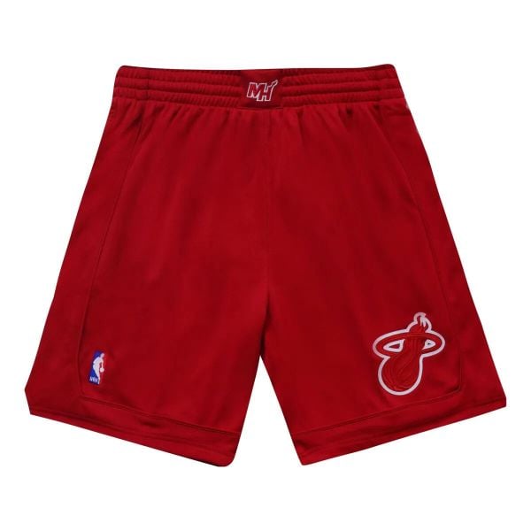 Szorty Miami Heat Authentic Christmas Day 2012/13. Czerwone szorty damskie Mitchell & Ness, bez wzorów, z poliesteru, sportowe. Za 662.00 zł.