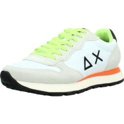 Buty SUN68 DEPORTIVA TOM FLUO Biały. Białe buty zimowe męskie SUN68, bez wzorów, ze skóry, bez obcasa, bez zapięcia. Za 451.99 zł.