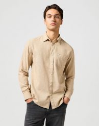 MESKA KOSZULA WRANGLER 1 PKT SHIRT TIMBERWOLF 112362754. Koszule męskie Wrangler, xxl, bez wzorów, bez kołnierzyka, bez ramiączek. Za 149.99 zł.