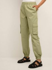 Karen by Simonsen Spodnie materiałowe Henley 10104316 Zielony Baggy Fit. Zielone spodnie materiałowe damskie Karen by Simonsen, bez wzorów, z materiału. Za 689.99 zł.