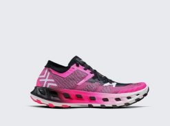 Buty trailowe X-Bionic TerraSkin X02. Fioletowe obuwie trekkingowe damskie X BIONIC, bez zapięcia. Za 844.50 zł.