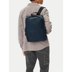 Plecak Hunter. Niebieskie plecaki męskie Hunter, bez wzorów, sportowe. Za 219.99 zł.