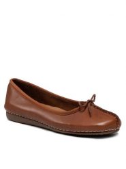 Clarks Baleriny Freckle Ice 203529304 Brązowy. Brązowe balerinki damskie Clarks, bez wzorów, ze skóry, bez obcasa, bez zapięcia. Za 239.99 zł.
