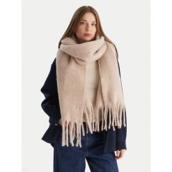 Szalik Calvin Klein. Brązowe szaliki damskie Calvin Klein, bez wzorów. Za 429.99 zł.