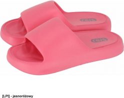 BCRISS - Klapki damskie kąpielowe RISS tworzywo EVA wyprofilowana podeszwa zabezpiecza stopę przed ześlizgnięciem idealne - jasnoróżowy 36-37. Czerwone klapki damskie Reis, bez wzorów, z tworzywa sztucznego, bez zapięcia. Za 28.95 zł.