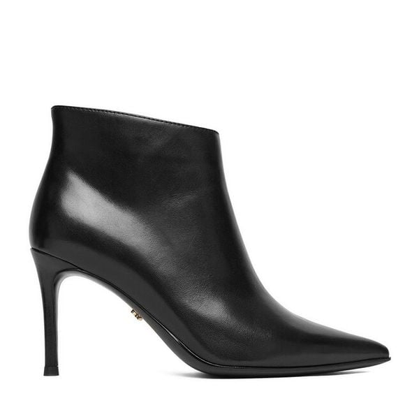 Botki GINO ROSSI. Czarne botki damskie Gino Rossi, bez wzorów, bez obcasa, na szpilce, bez zapięcia. Za 329.99 zł.