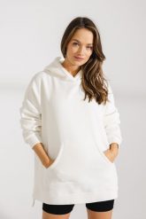 BLUZA LONI ŚMIETANKOWA One size - Flawless. Brązowe bluzy damskie Flawless, bez wzorów, z bawełny, bez ramiączek, bez kaptura. Za 360.00 zł.