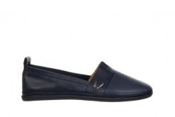 Baleriny Bayla-161 158 2361 Navy 161483, Granatowy, Skóra naturalna - 41. Niebieskie balerinki damskie Bayla, na lato, bez wzorów, z materiału, bez obcasa, bez zapięcia. W wyprzedaży za 179.10 zł.