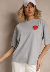 Szary T-shirt z Bawełny Ozdobiony Sercem Ranira. Szare t-shirty damskie Renee, z aplikacjami, z bawełny, bez kołnierzyka, bez ramiączek. Za 54.99 zł.