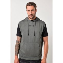 Męska Bluza belly fit fitness dzianina dresowa kaptur bez rękawów. Szare bluzy męskie JAY-PI, m, bez wzorów, z bawełny, casualowe, bez ramiączek, bez kaptura. Za 239.99 zł.