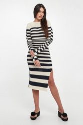 Sukienka dzianinowa w paski TWINSET. Sukienki damskie Twinset Milano, s, bez wzorów, z dzianiny, bez kołnierzyka, bez ramiączek. Za 1,129.00 zł.