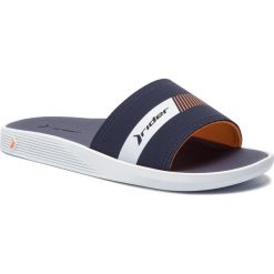Klapki RIDER - Infinity III Slide Ad 11432 White/Blue 20032. Niebieskie klapki męskie Rider, bez wzorów, z materiału, bez zapięcia. W wyprzedaży za 119.00 zł.