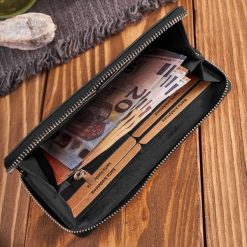 Paolo Peruzzi Portfel damski skórzany czarny vintage w geometryczny wzór RFID T-116-HBL. Czarne portfele damskie Paolo Peruzzi. Za 96.58 zł.