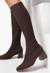 Brązowe Kozaki z Elastyczną Cholewką Melaste. Brązowe kozaki damskie Born2be, bez wzorów, z dzianiny, bez obcasa, na obcasie, bez zapięcia. Za 149.99 zł.
