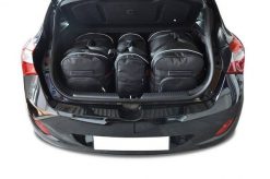 Torby Do Bagażnika Hyundai I30 Hatchback 2012-2016 3Szt Kjust. Czarne torby podróżne damskie KJUST, bez wzorów, z kauczuku. Za 925.00 zł.
