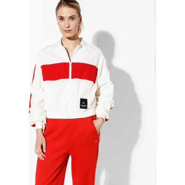 Calvin Klein Kurtka Sportowa , biały, rozmiar S. Białe kurtki sportowe damskie Calvin Klein, s, bez wzorów, z materiału, bez ramiączek, bez kaptura. Za 499.99 zł.