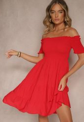 Czerwona Sukienka z Bawełny Hiszpanka Tolarelle. Czerwone sukienki damskie Renee, na co dzień, m, bez wzorów, z bawełny, eleganckie, bez kołnierzyka, bez ramiączek, mini. Za 39.99 zł.