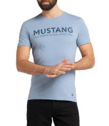 MUSTANG Aaron C Print MĘSKI T-SHIRT FADED DENIM 1008958 5124. T-shirty męskie Mustang, m, bez wzorów, z denimu, bez kołnierzyka, bez ramiączek. Za 69.99 zł.