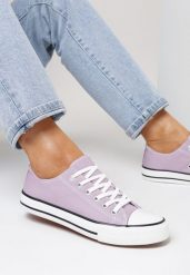 Fioletowe Trampki Jazlyn. Fioletowe trampki i tenisówki damskie Born2be, z aplikacjami, z kauczuku, przed kostkę, bez zapięcia. Za 54.99 zł.