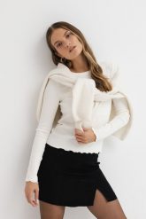 SPÓDNICA SAM CZARNA XS - Flawless. Czarne spódnice damskie Flawless, na co dzień, uniwersalny, bez wzorów, z moheru, eleganckie, mini, oversize. Za 175.20 zł.