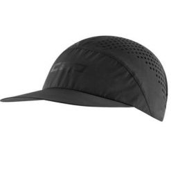 Czapka do biegania z daszkiem Pro Run Ultralight unisex. Czarne czapki damskie CEP, bez wzorów, z materiału, sportowe. Za 189.00 zł.