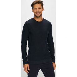 Jack & Jones - Sweter. Niebieskie swetry męskie Jack & Jones, m, bez wzorów, z bawełny, bez kołnierzyka, bez ramiączek. W wyprzedaży za 69.90 zł.
