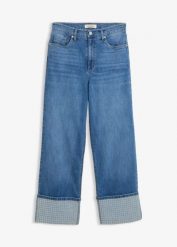 Dżinsy straight, high waist z podwiniętymi nogawkami. Niebieskie jeansy damskie bonprix, bez wzorów, z jeansu, z podwyższonym stanem. Za 219.99 zł.